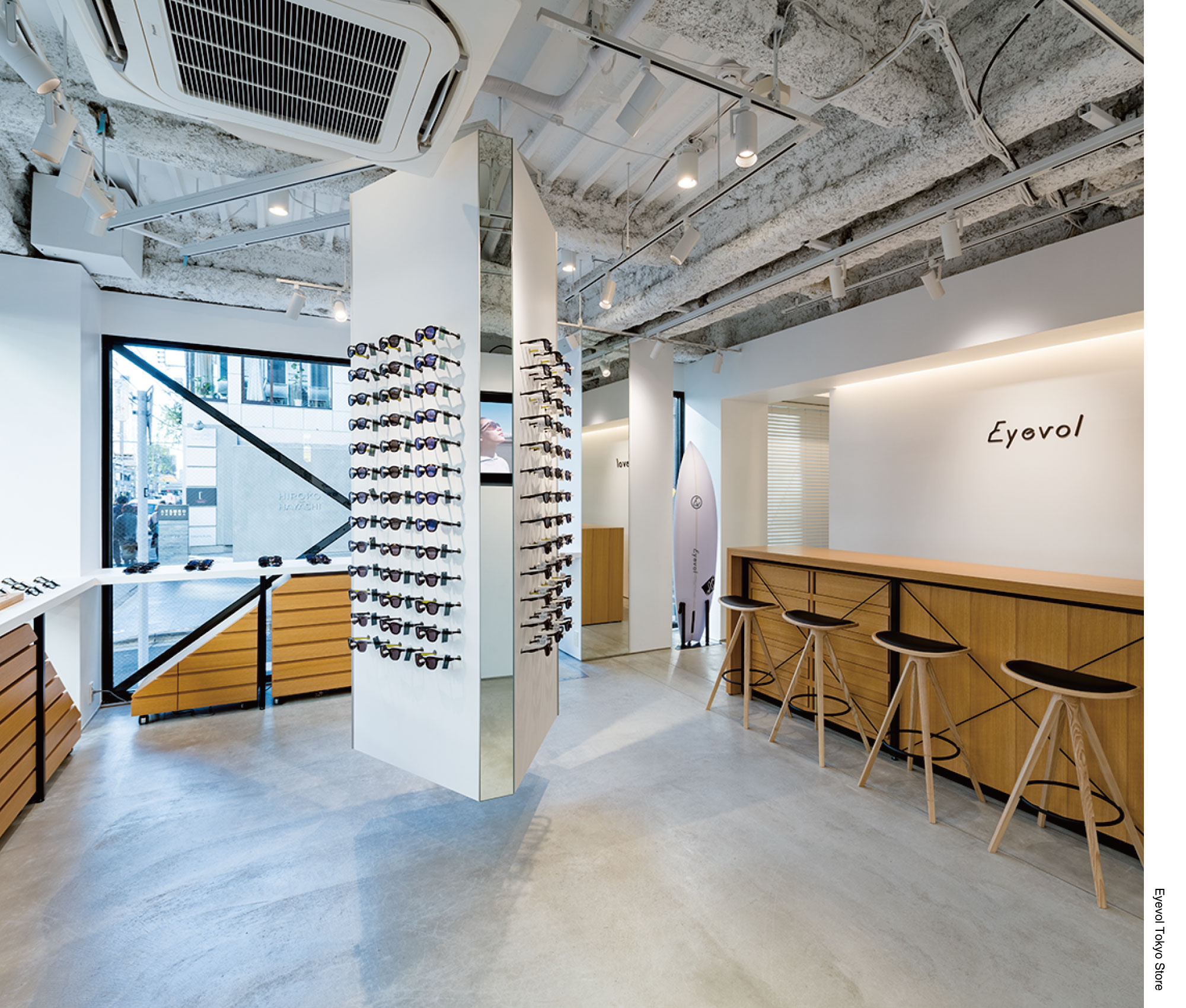 Eyevol Tokyo Store